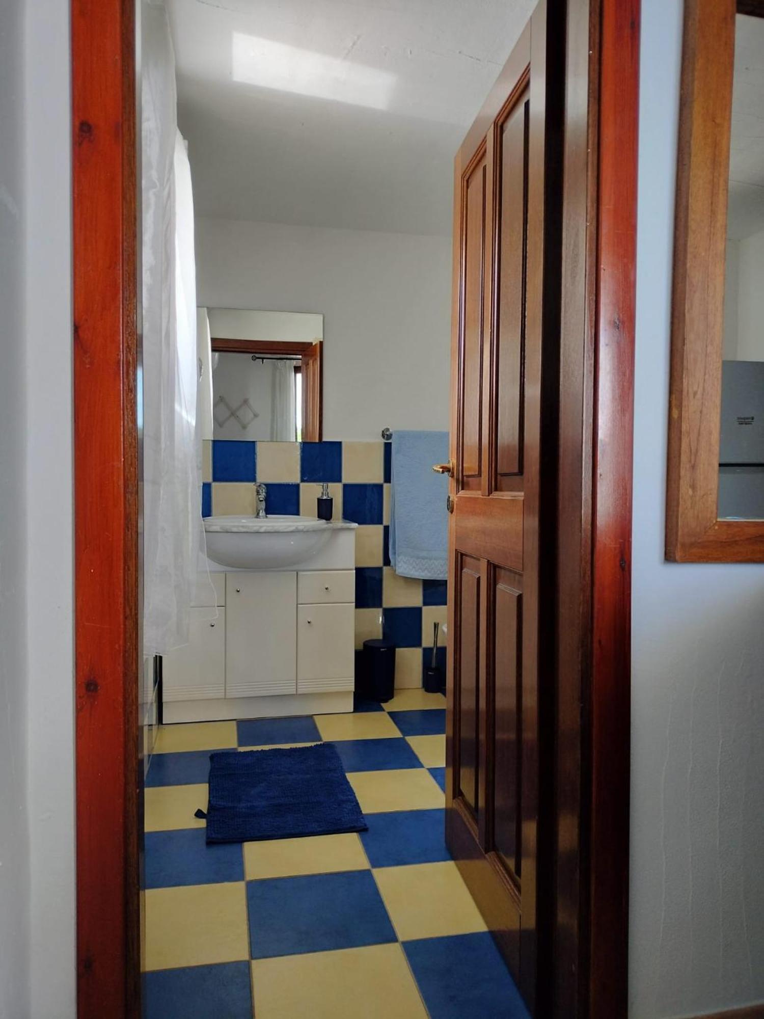 Bandi Guest house